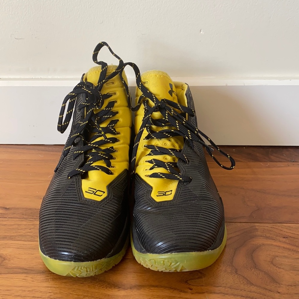 Underarmour Steph Curry Basketball Shoes
